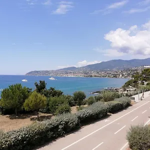 Апарт-отель Villaggio Turistico La Vesca, Санремо